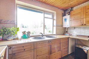 Photo 13- click for photo gallery